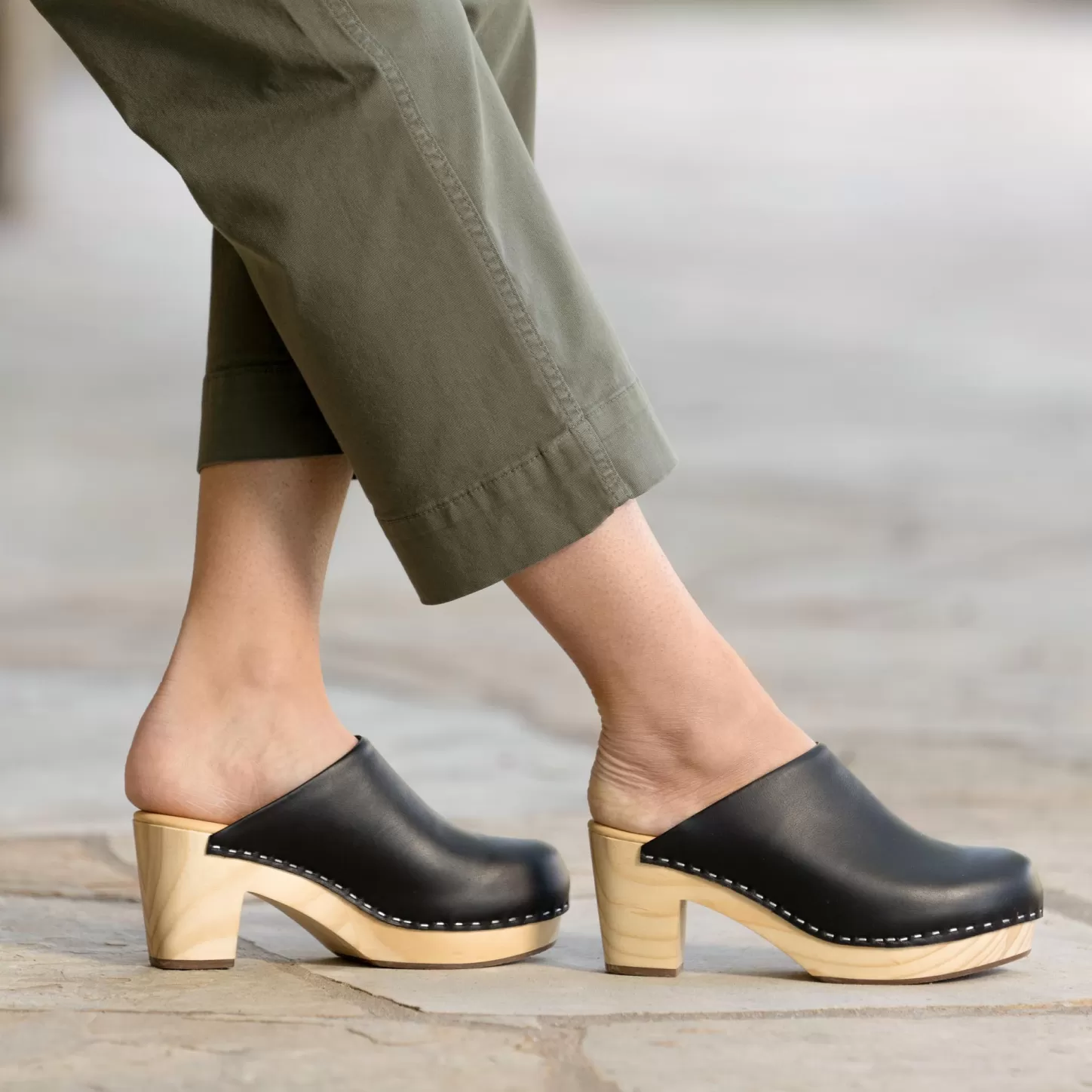 Heels-Nisolo All-Day Heeled Clog Black