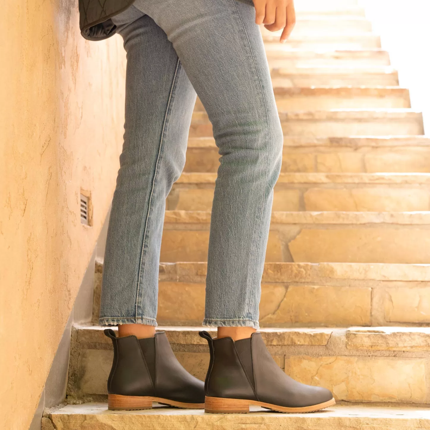Boots-Nisolo Classic Chelsea Boot Black