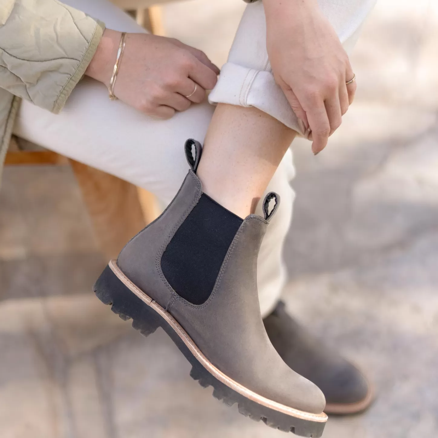 goto_lug_chelsea_boot_5-1.webp Boots-Nisolo Go-To Lug Chelsea Boot Grey